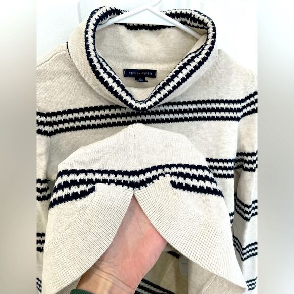 Tommy Hilfiger Ivory Black Stripe Turtle Neck Knit Sweater Women’s Size XS - Picture 4 of 9